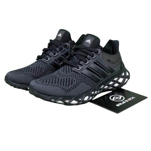 

Adidas UltraBoost Web DNA Черный Карбон GY4173 EU 36 чёрный