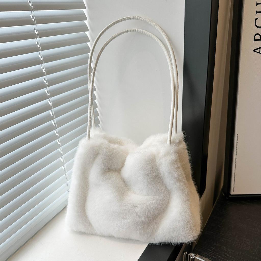 Plüschtasche für Damen mit Magnetverschluss und Innentasche für Handy für den lässigen täglichen Gebrauch