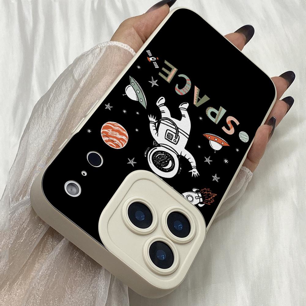 M613 Cute Little Astronaut In Space Angel Eyes Soft Phone Cases for iPhone Samsung Galaxy Xiaomi Rdemi Huawei Honor Infinix Realme Vivo All Model Case