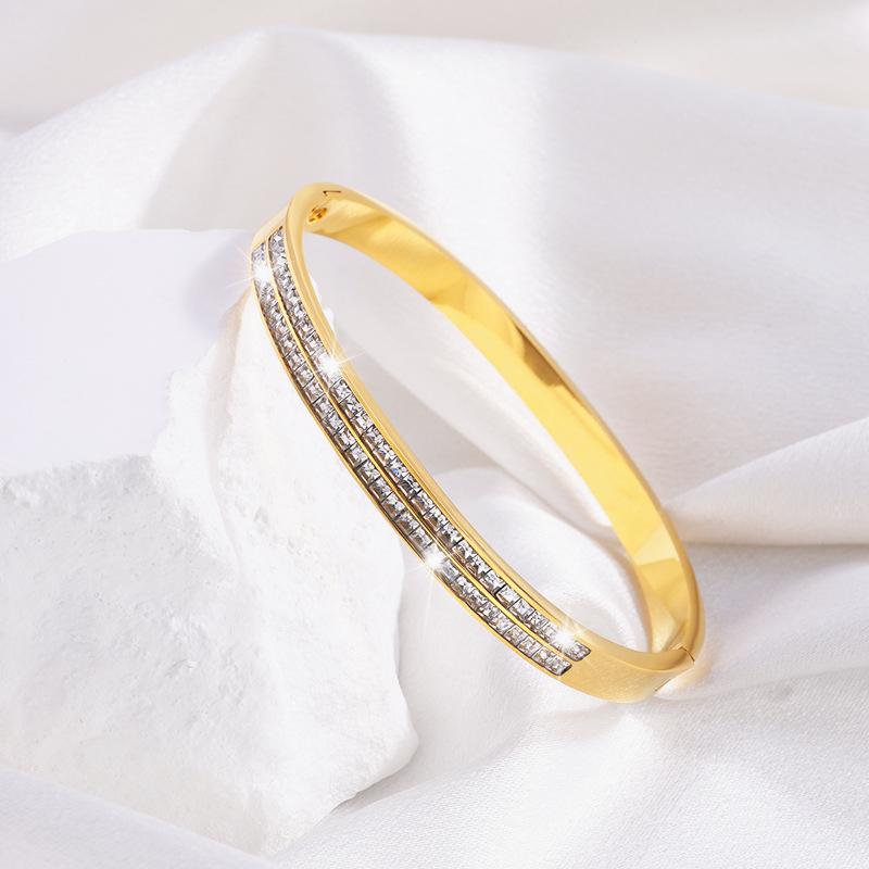 Women Golden Double Row Diamond Bracelet Korean Version of Simple and Luxurious Non Fading Diamond Inlaid Bracelet