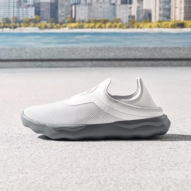 ANTA Men s Jianxing Slip-On Training Shoes 40
