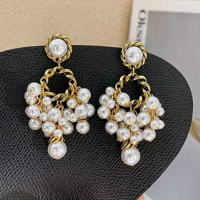 Zinc Alloy Needle Tassel Round Pearl Earrings for Women Retro High-end Personalized Earring Commuting Middle-aged Vintage Zircon