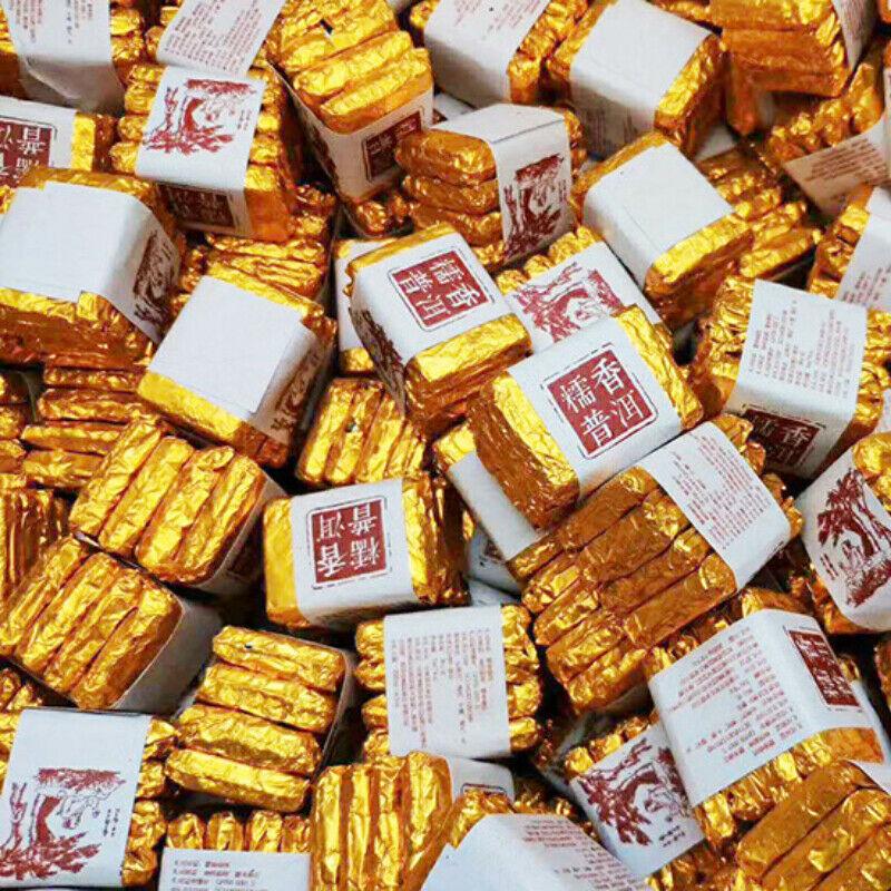 Ceai copt Pu-Erh, parfumat glutinos, caramida de ceai Pu-erh pătrată mică de primă clasă500g