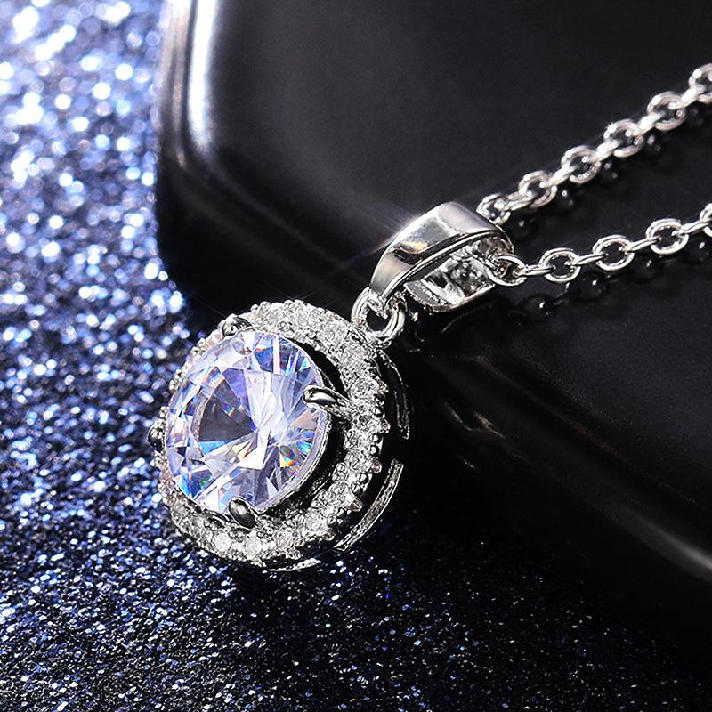 Silver Plated Round CZ Halo Pendant Necklace, Elegant Sparkling Solitaire Cable Chain Necklace for Women