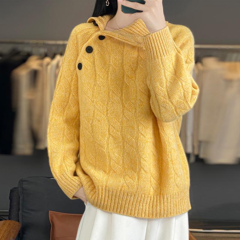 Mengyi 25 Autumn/Winter Women's High Neck Yarn-Dyed Wool Sweater with Side Buttons and Cable Knit Design.