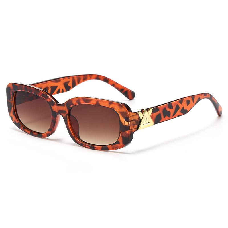 

Trendy 2026 European & American Large Frame Sunglasses - Spicy Girl Small Frame, Versatile for Photos & Street Style.