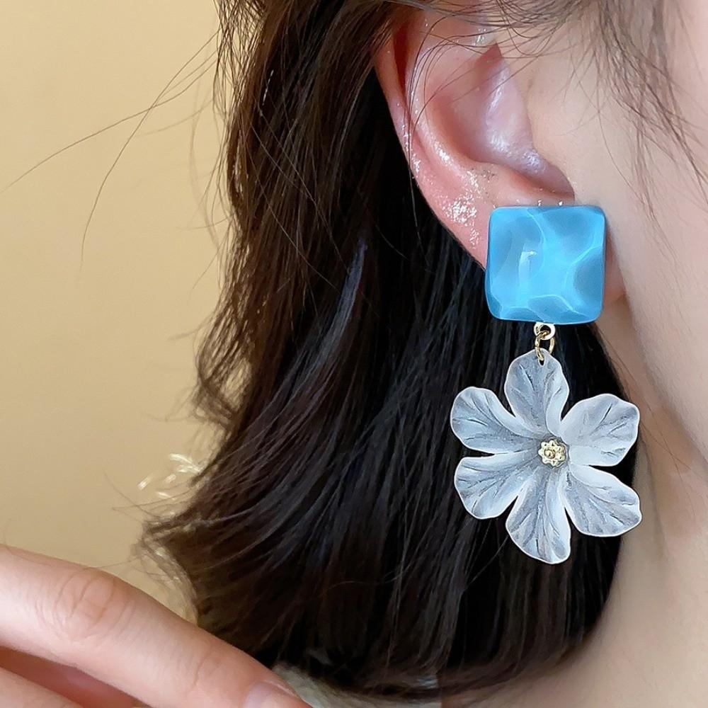 Big Floral Women Earrings Exaggerated Ladies Stud Earrings Korean Ins Acrylic Flower Earrings  Gift