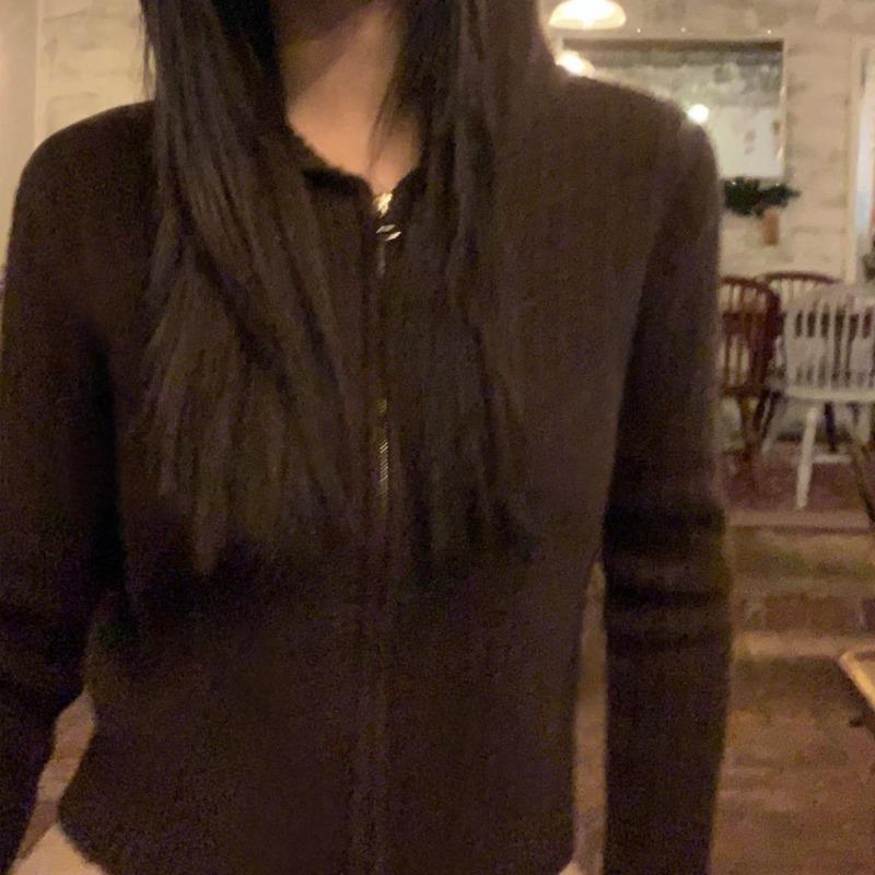 

Короткий вязаный кардиган с капюшоном, женский, маленький свитер-куртка, весенне-осенний дизайн, двойная молния, модный топ 3028 average size [80-57.5 kg] темно-коричневого