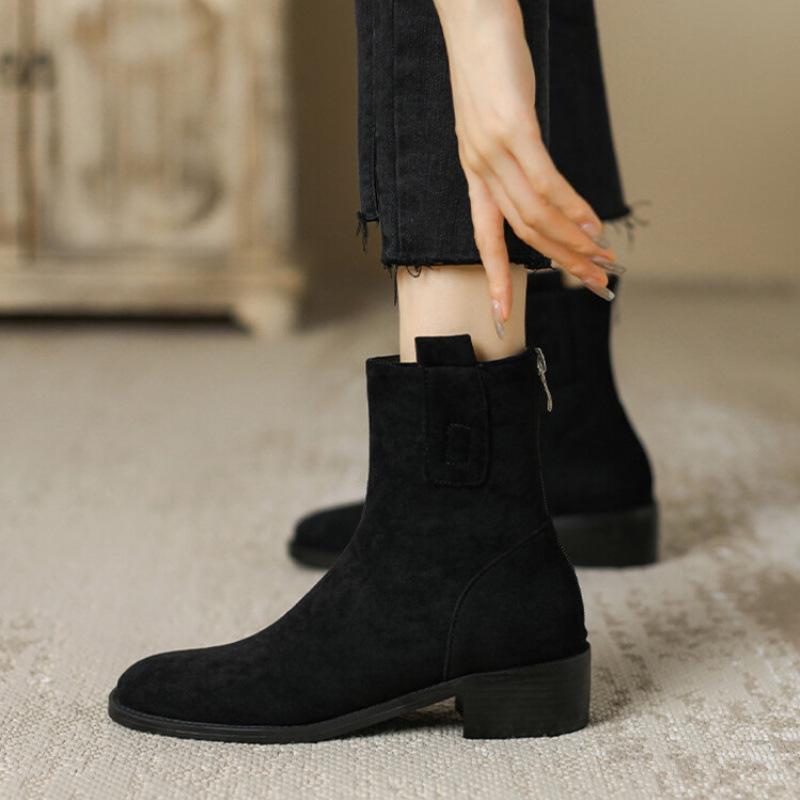 Autumn and winter large size Martin boots women's rubber sole comfortable rear zipper non-slip low heel women's boots square heel leather surface med