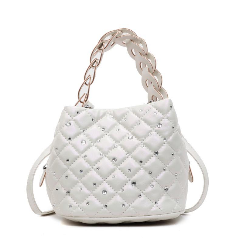 Large Capacity Bag Women's New Diamond Niche Design Shoulder Messenger Bag Commuter Bag Bucket Bag