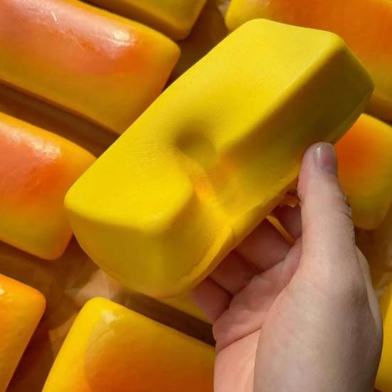 Sticky Stress Relief Toy Slow-Rise Rice Cake for Sensory Play And Anxiety Relief Stretchy Fidget Toy for All Ages