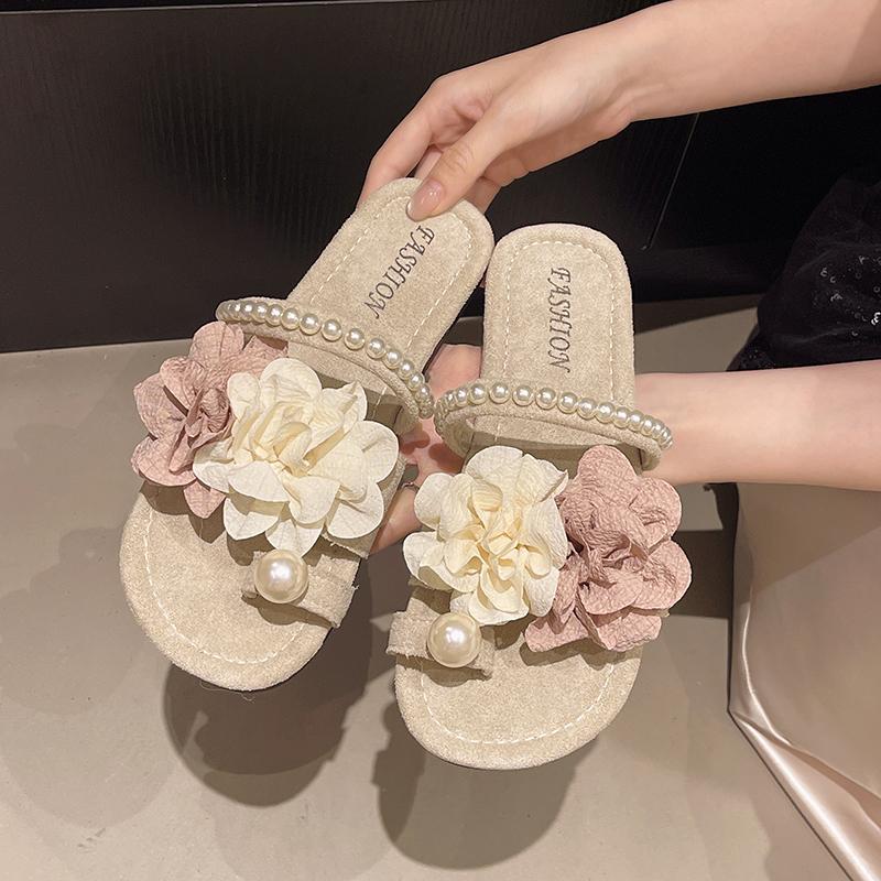 Fashion Beautiful Flower Toe Sandals and Slippers for Women in Summer 2025 New Style with Skirt Soft-soled Beach Flat Shoes