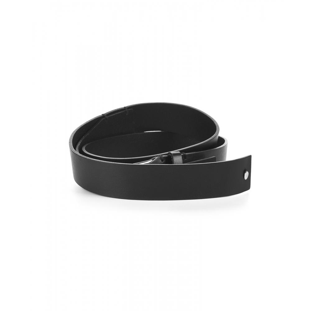 

NICKNICOLE Hidden Leather BeltBlack