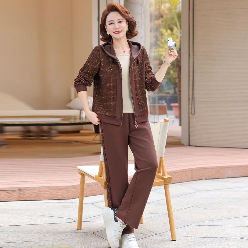 Stylish Plus Size Sportswear Set for Middle-Aged & Elderly Women - Spring & Autumn Casual Jacket