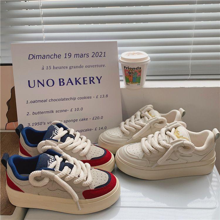 2024 New Design Comfortable White Shoes Women's Casual Skateboarding Shoes Thick Rope Lace Bread Shoes Women