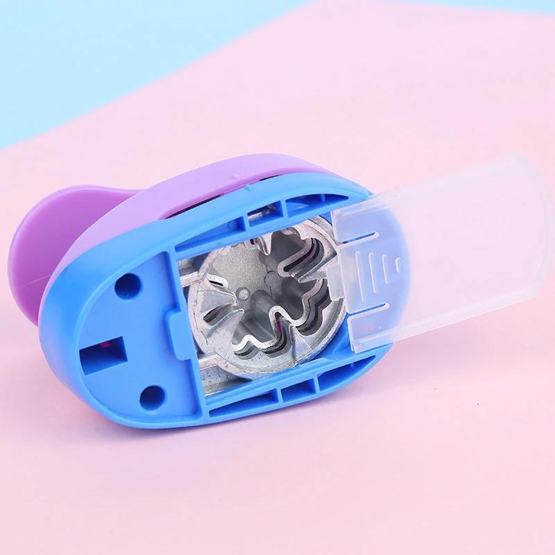 1PCS Random Color DIY Embossing Punches Scrapbooking Machine Paper Cutting Hole Handmade Decor Supplies