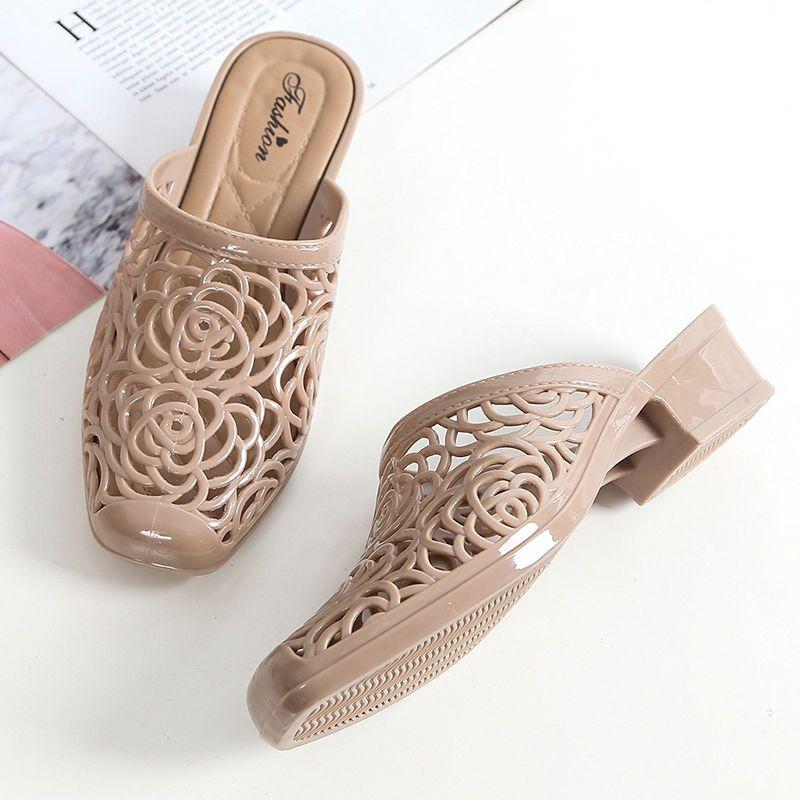 Fashionable Cool Slippers for Women In Summer with Thick Heels and Anti Slip on The Beach Thick Soled Height Increasing Slippers for Outdoor Wear