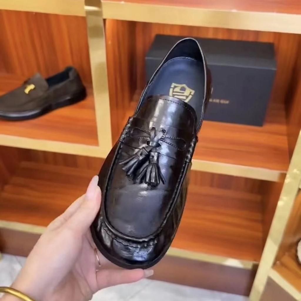 European New Shoes for Men Genuine Leather Casual Shoes Tassels Flat Leisure Driving Shoes Comfortable Slip-on Loafers