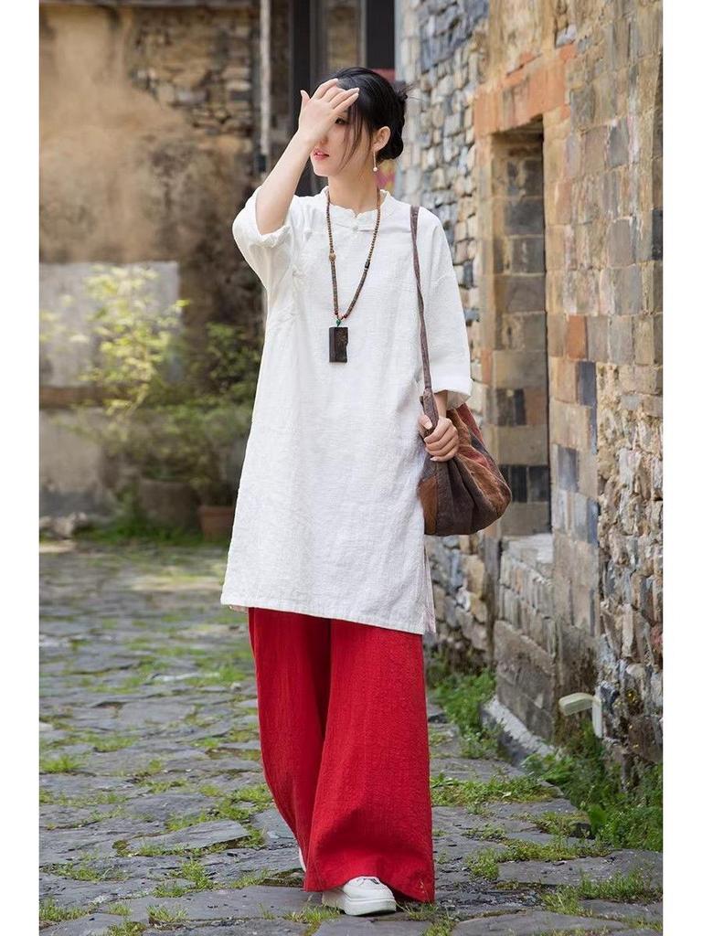 Vintage-Inspired Cotton Linen Qipao: Frog Button Women's Long Shirt