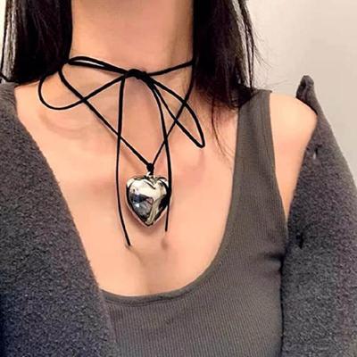 Damen Halskette Großer Herzanhänger Choker Halsketten Klobige-Herz Kragen Kette zum Binden Schmuck Accessoire für Teenager-Mädchen MIT