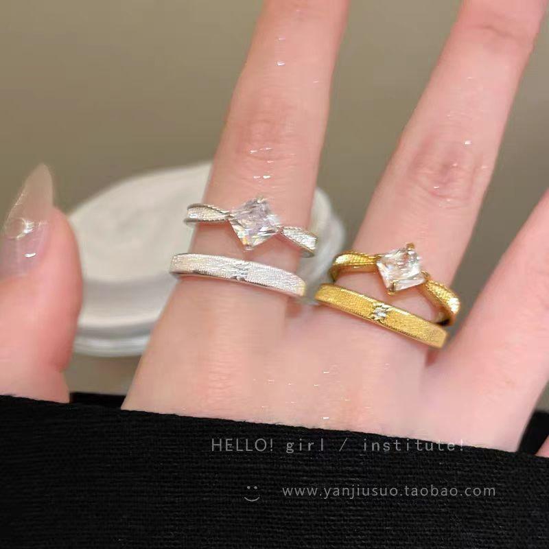 Vtager Medieval Gold Brushed Sugar Cube Zircon Ring Women'S Light Luxury High-End Niche Design Open Ring