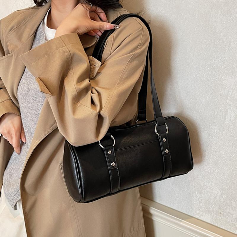 Retro PU Cylinder Bag For Women Trendy Large Capacity Commuting Underarm Bags Solid Color Zipper Female Shoulder Pack