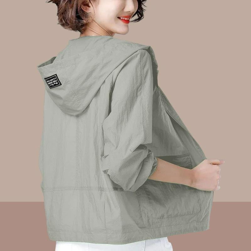 Summer Fashion Outdoor Sun Protection Clothing Short Jacket Loose Anti-ultraviolet Breathable Lightweight Fashion Mother