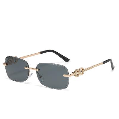 New Fashion Luxury Designer Sunglasses Women Rimless Flower Oval Elegant Shades Trendy Party Cute Glasses