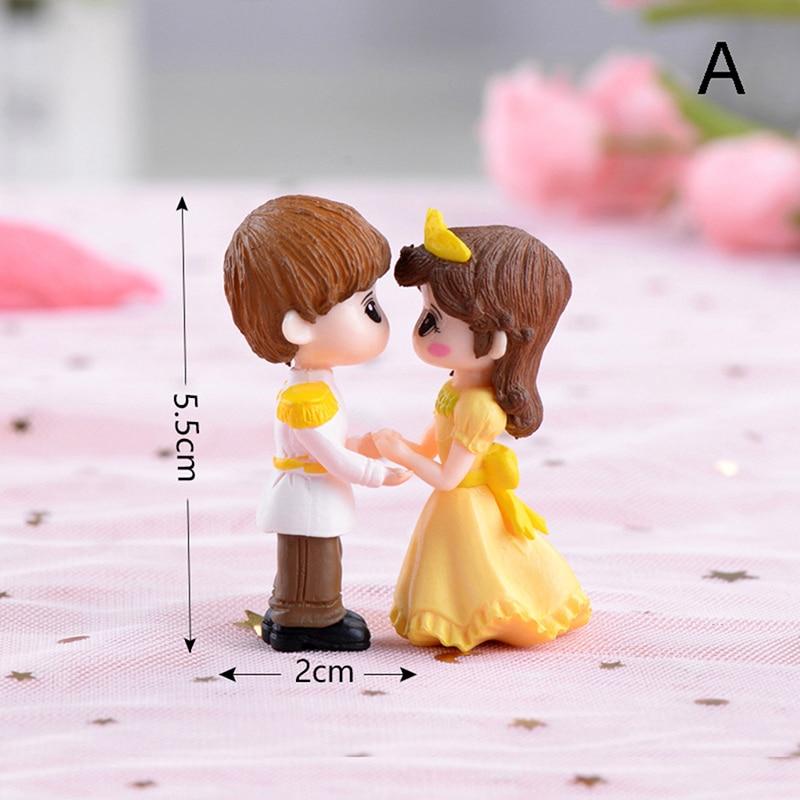 1pair Lovers Snowman Couple Statue Resin Craftwork Garden Miniature Micro Landscape Festival Atmosphere Maison Christmas Statue