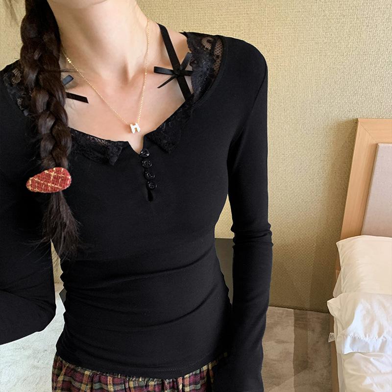 French Sweet and Spicy Design Lace Splicing Half-row Buttons Thin Long-sleeved T-shirt Women's Autumn New Inner Layering Shirt