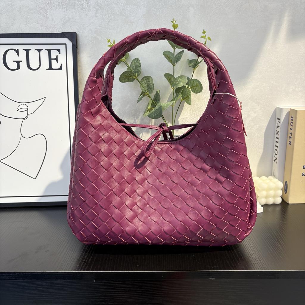 Cross-border bag women's large-capacity 2026 new trendy fashion woven portable bucket bag versatile commuter tote bag