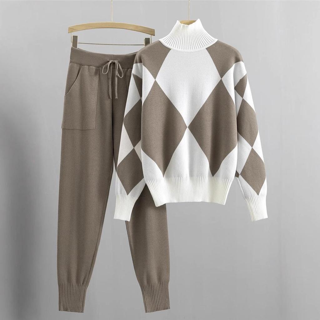 European Style Women's Casual Plaid Knit Sweater Two-Piece Set
