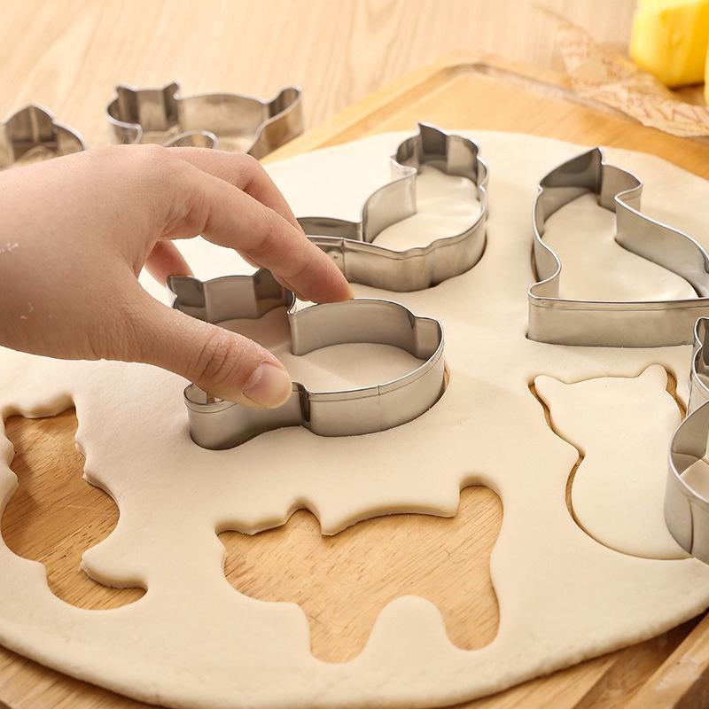 9Pcs Kitten Cat Shaped Cookie Cutters Pastry Cutter Biscuit Molds Baking Tools Kitchen Accessories Home Party Gift