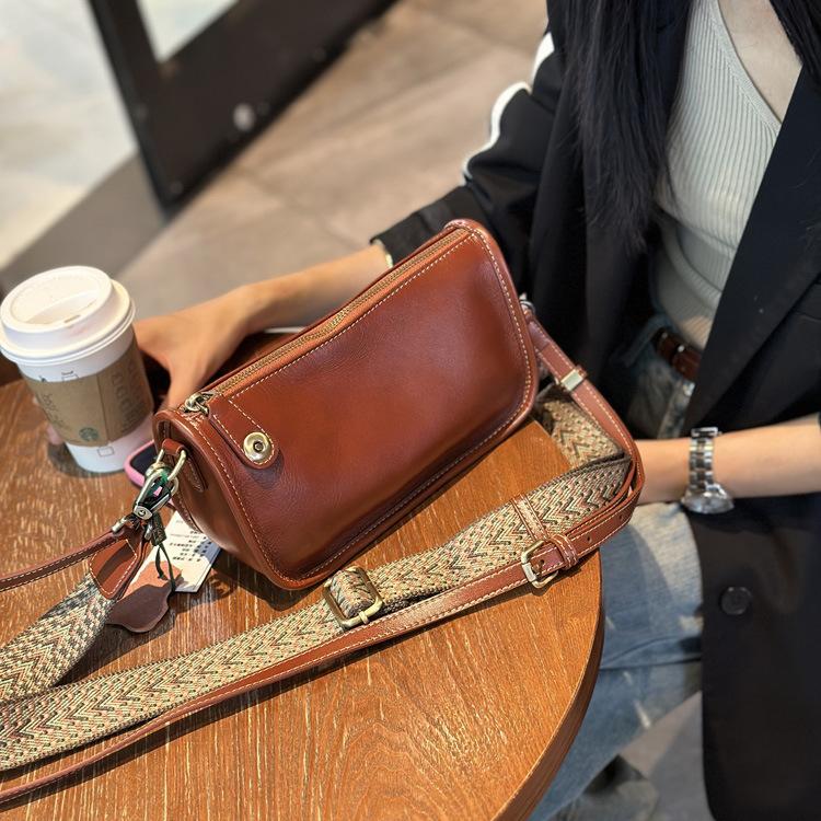 New Genuine Leather Women's Bag Fashionable and Versatile Niche Design Cowhide One-shoulder Crossbody Bag for Women