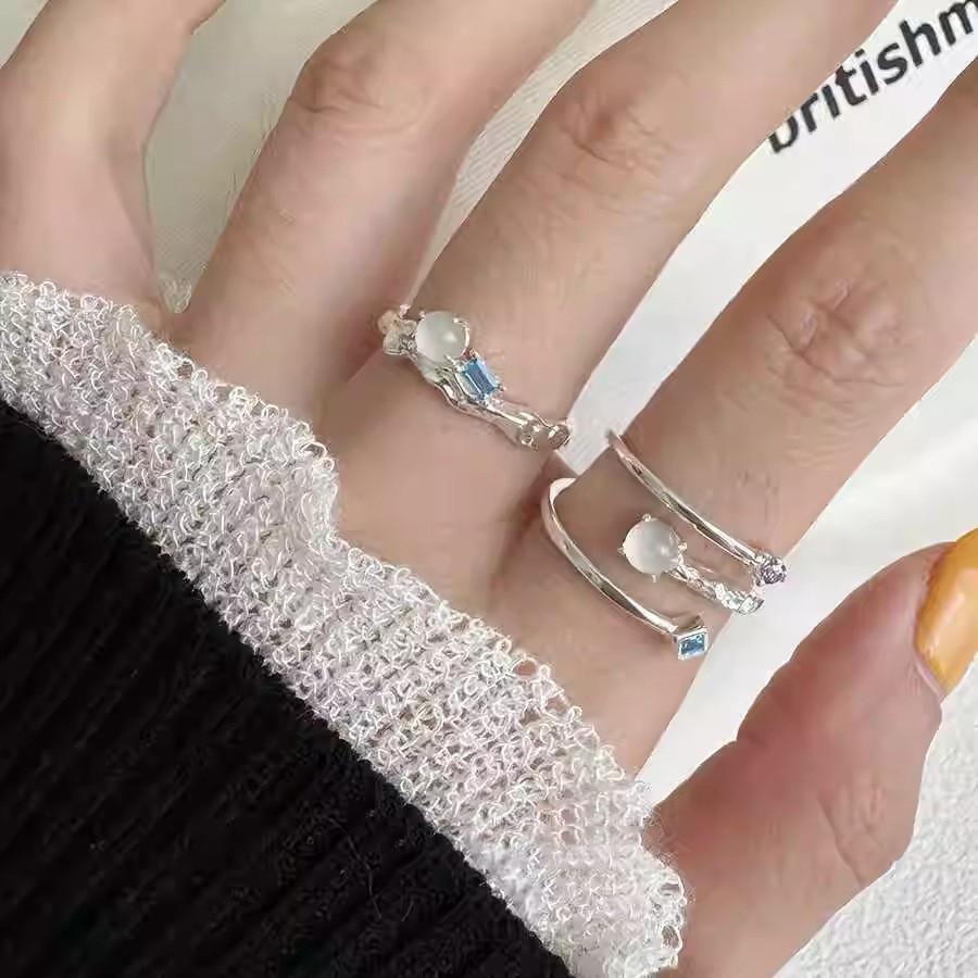 Trendy High-end Moonstone And Zircon Ring With Stylish Wave Pattern Ideal For Modern Ladies