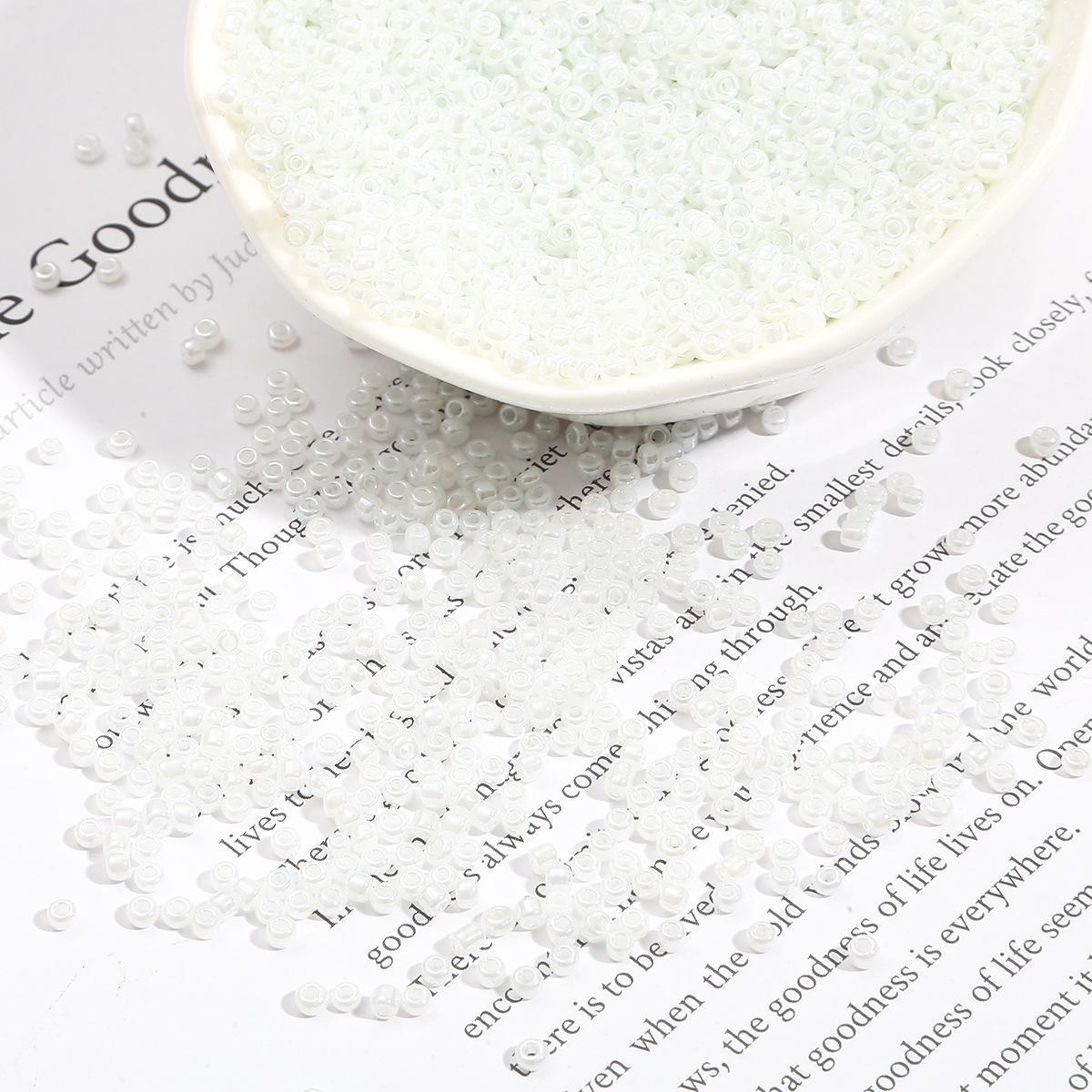 

2/3 мм цветные стеклянные бусины для браслетов своими руками 3mm, 15g, about 500 pieces чистый белый