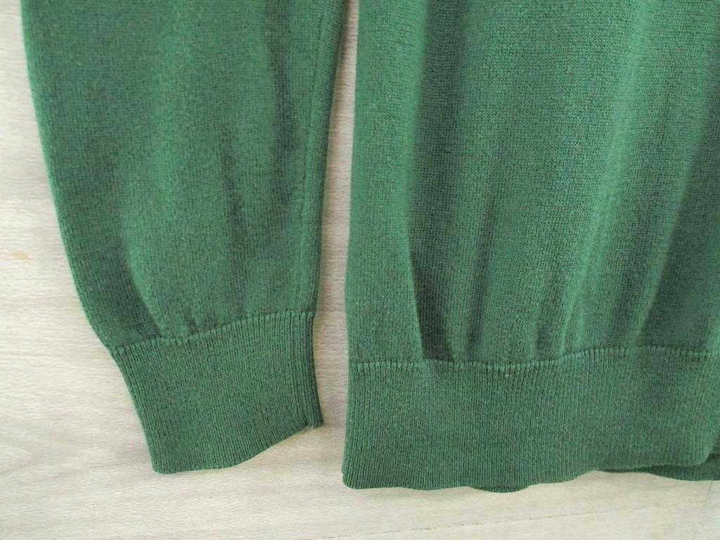 [USED] FREDPERRY V-neck knit M0821c