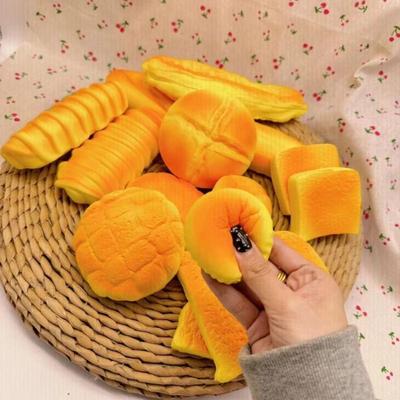 1Pcs Simulation Bread Squeeze Toys Stress Relief Realistic Food Fidget Toy Decompression Cake Cheese Bagel Bread Toy