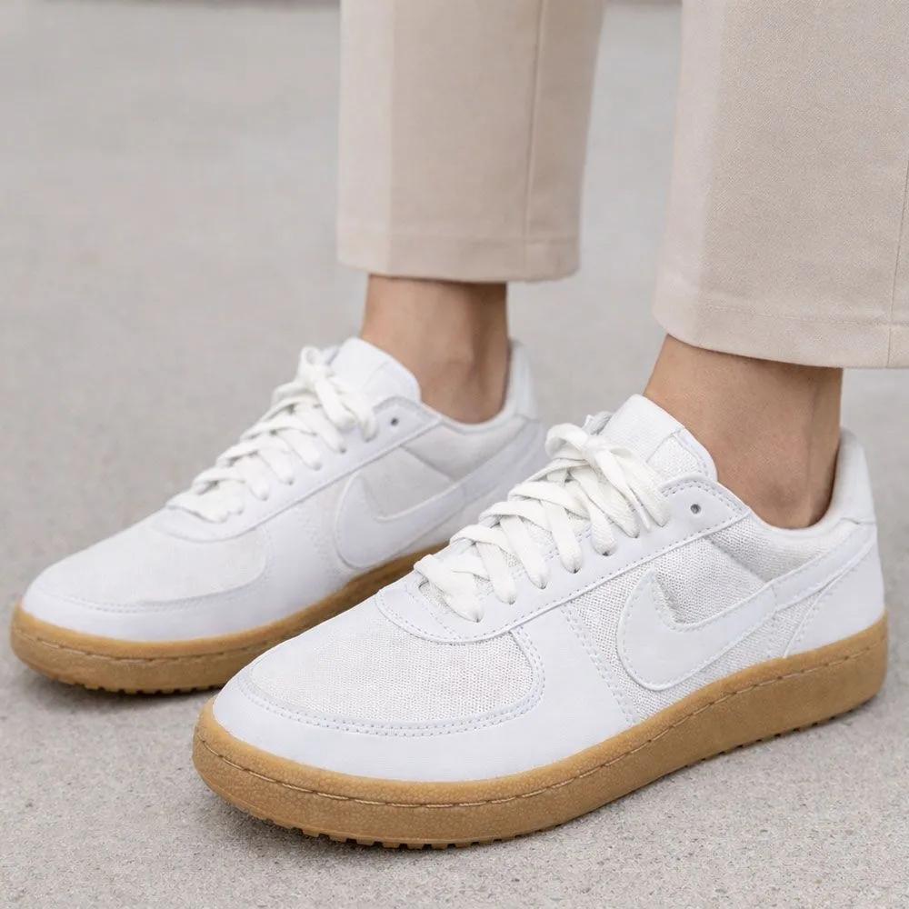 Authentic Nike Women s Field General 82 White Gum Light Brown 230
