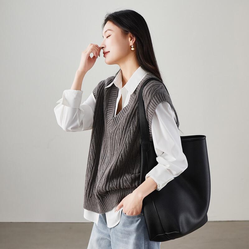 SOFSIL Women's V-Neck Wool Blend Knit Vest