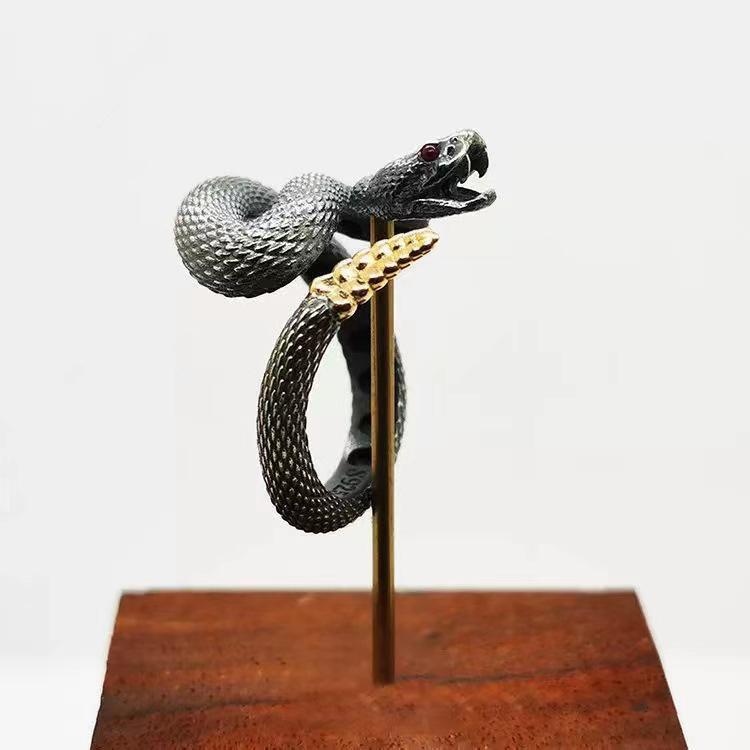 Niche Unisex Adjustable Rattlesnake Alloy Ring
