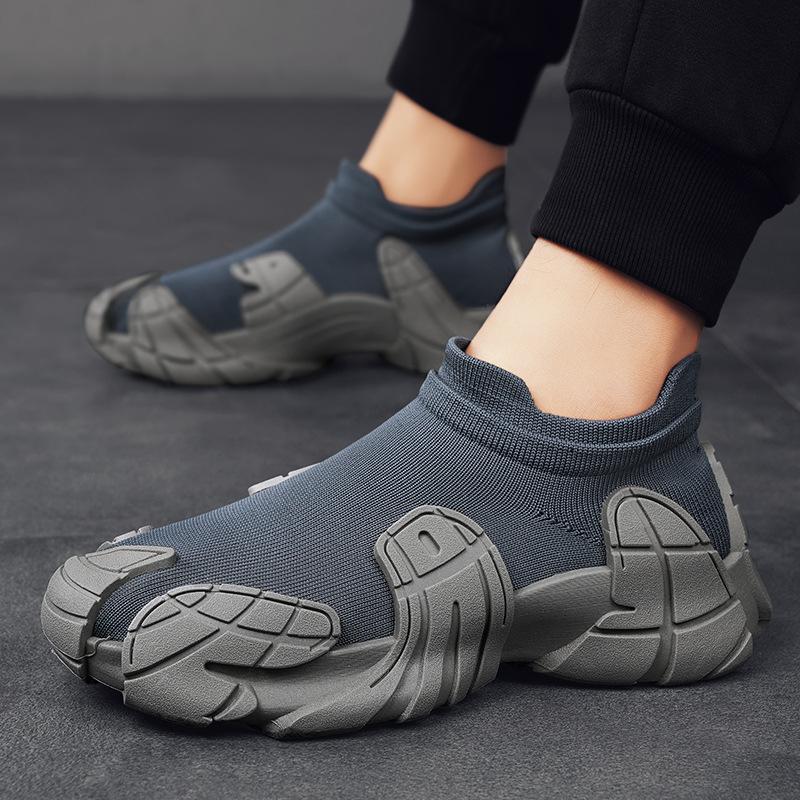 Shoes men's 2025 summer new breathable fly-woven casual sports shoes platform running socks shoes trendy shoes men's shoes