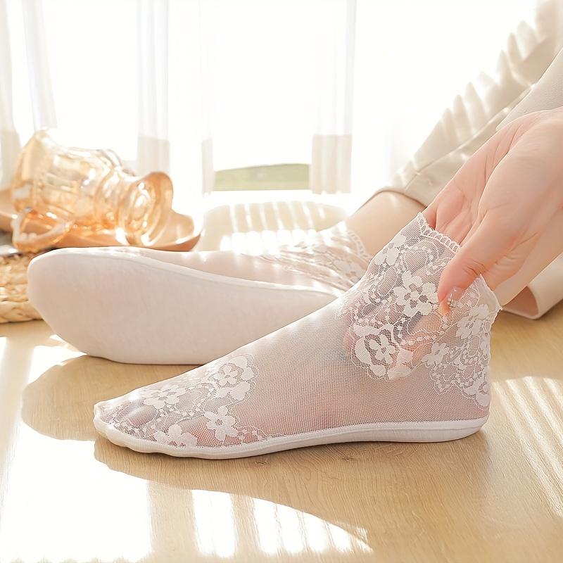 1 Pair Ultra-Thin Lace Ankle Socks Breathable Mesh Socks for Spring and Summer