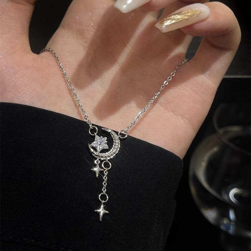 Women Fashion Delicate Star Moon Tassel Pendant Clavicle Necklace