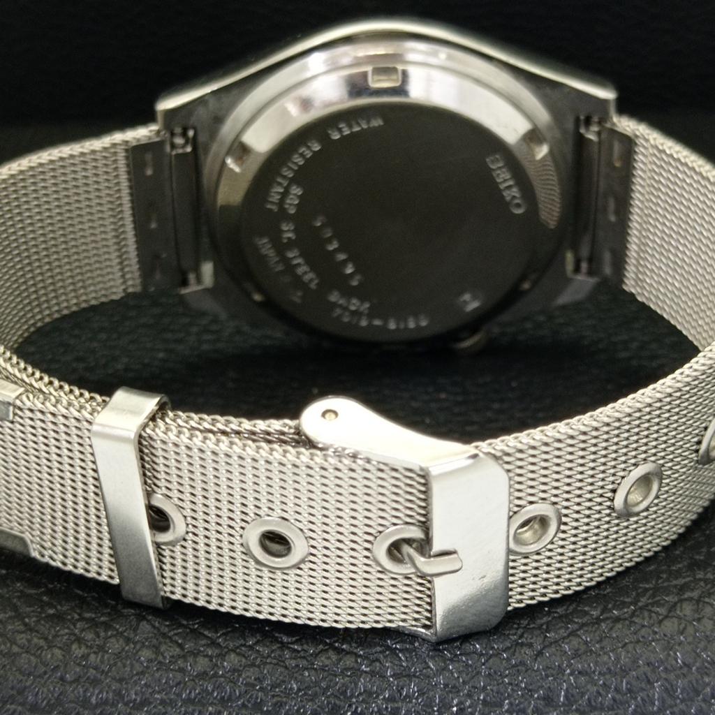 VINTAGE SEIKO AUTOMATIC 7019A JAPAN MENS GREEN COLOR DIAL WATCH a500152-2 R151a-a500152
