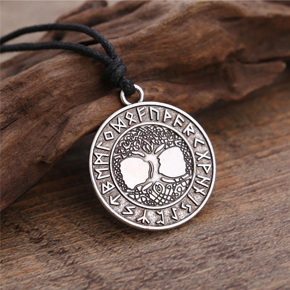 Teamer Wicca Round Necklace Men Norse Viking Runes Tree of Life Seal Pendants Wax Cord Link Chain Men's Necklace Jewelry Gifts