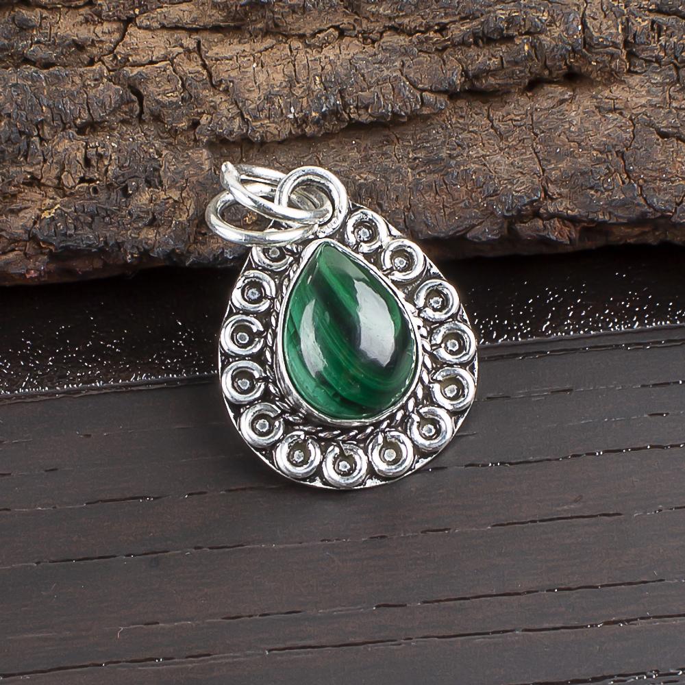 

Подвеска из малахита, серебряная подвеска 925 пробы. Подарок для женщин, подвеска ручной работы, ювелирные изделия из драгоценных камней 1.02 Inches зелёный