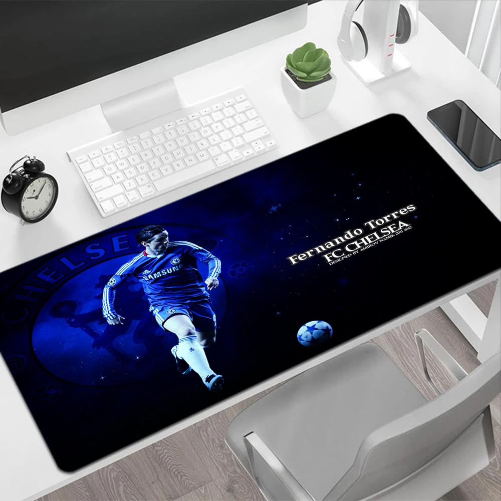 Dynamic Football Player Artwork Gaming Mouse Pad Gaming Laptop Mouse Pad Desktop Mouse Pad Non-Slip Rubber Base Office Desk Accessory