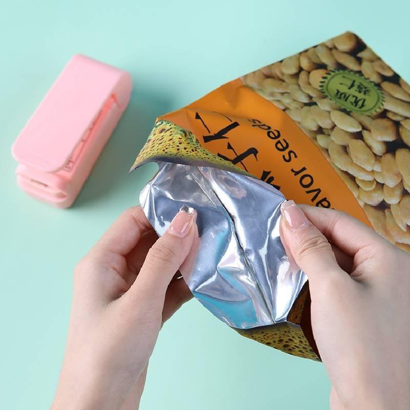 Nowoczesny Prosty Mały Mini Zgrzewarka do Przekąsek Zgrzewarka Próżniowa Konserwator Żywności Biały