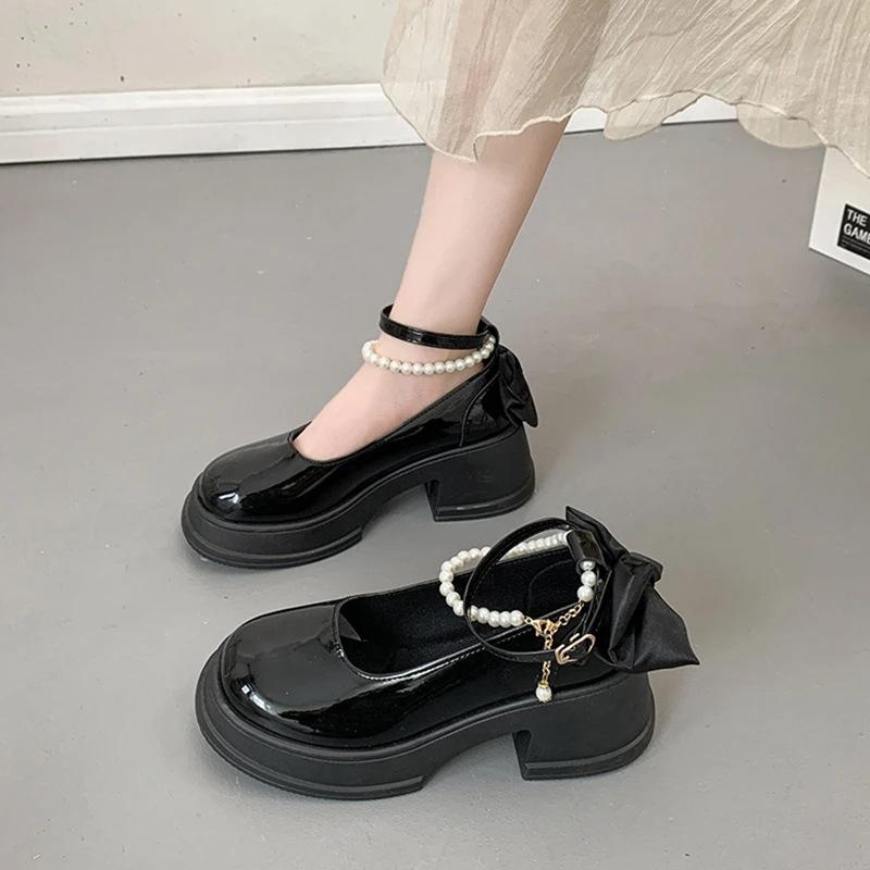 Style Round Head White Pearl Thick Heel Mary Jane Heels Women's 2025 New Spring and Autumn Retro Niche Jk Small Leather Shoes